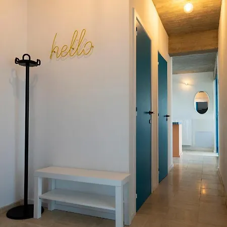Apartment Spacious Family Flat Near The