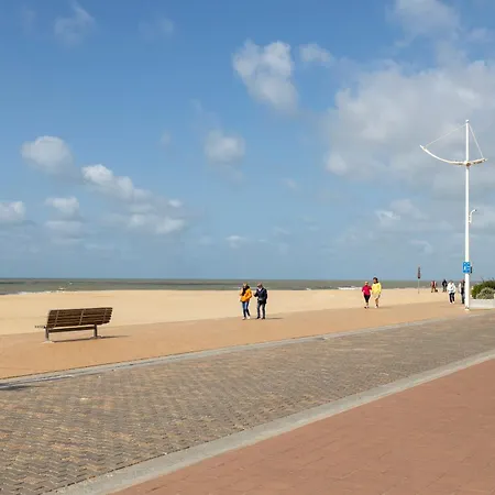 Spacious Family Flat Near The * Koksijde